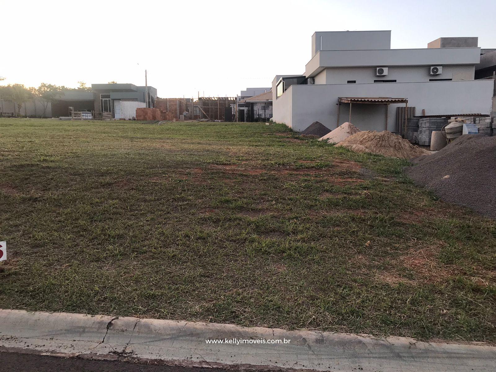 Terreno à venda, 253m² - Foto 1