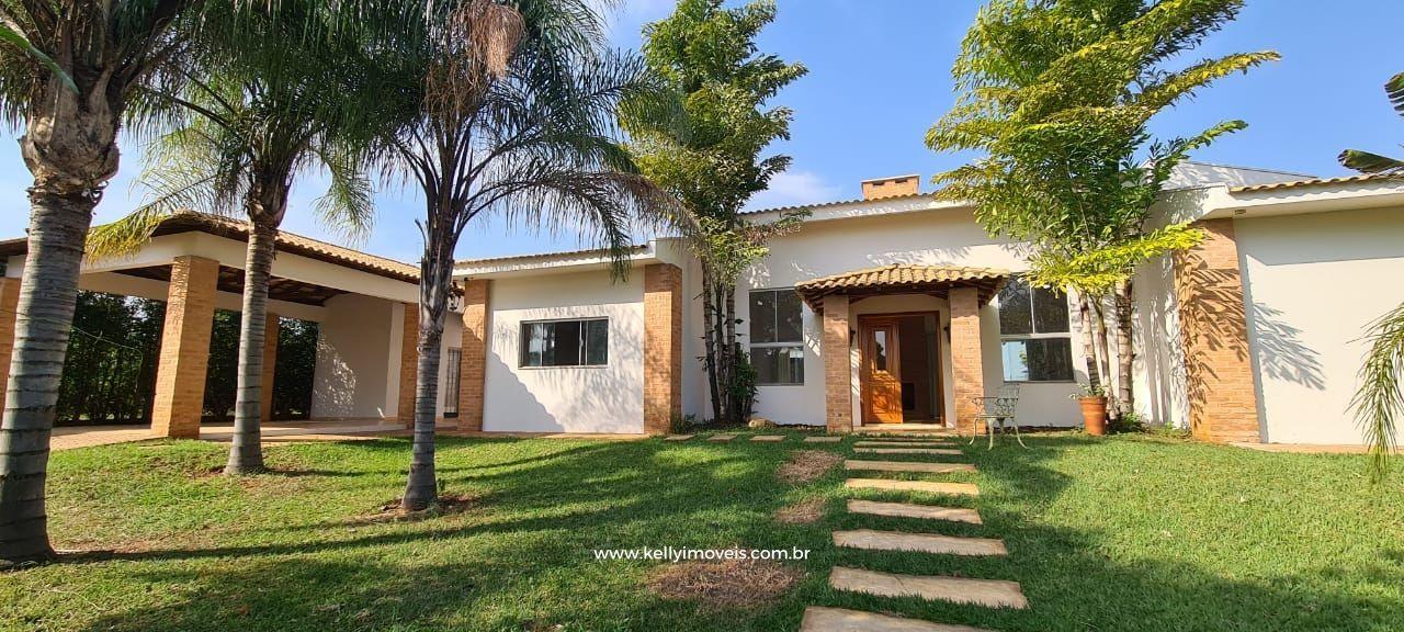 Chácara à venda com 3 quartos, 300m² - Foto 2