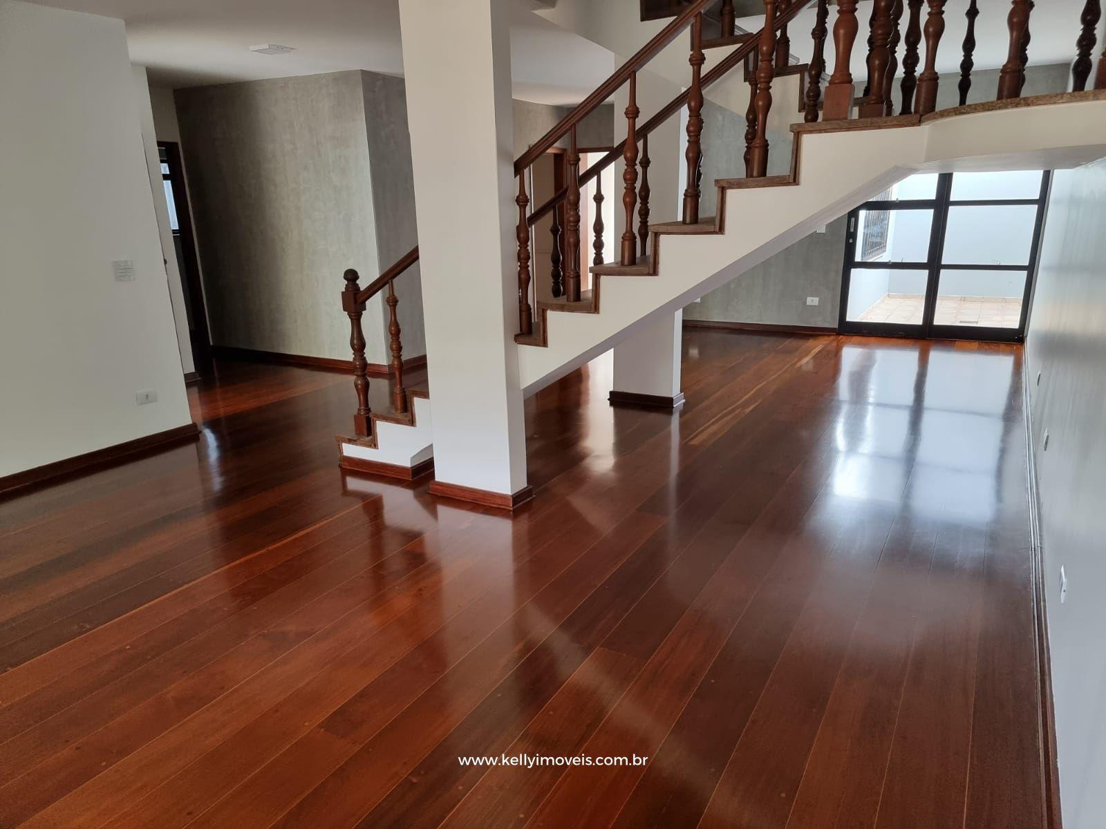 Casa para alugar com 4 quartos, 330m² - Foto 18