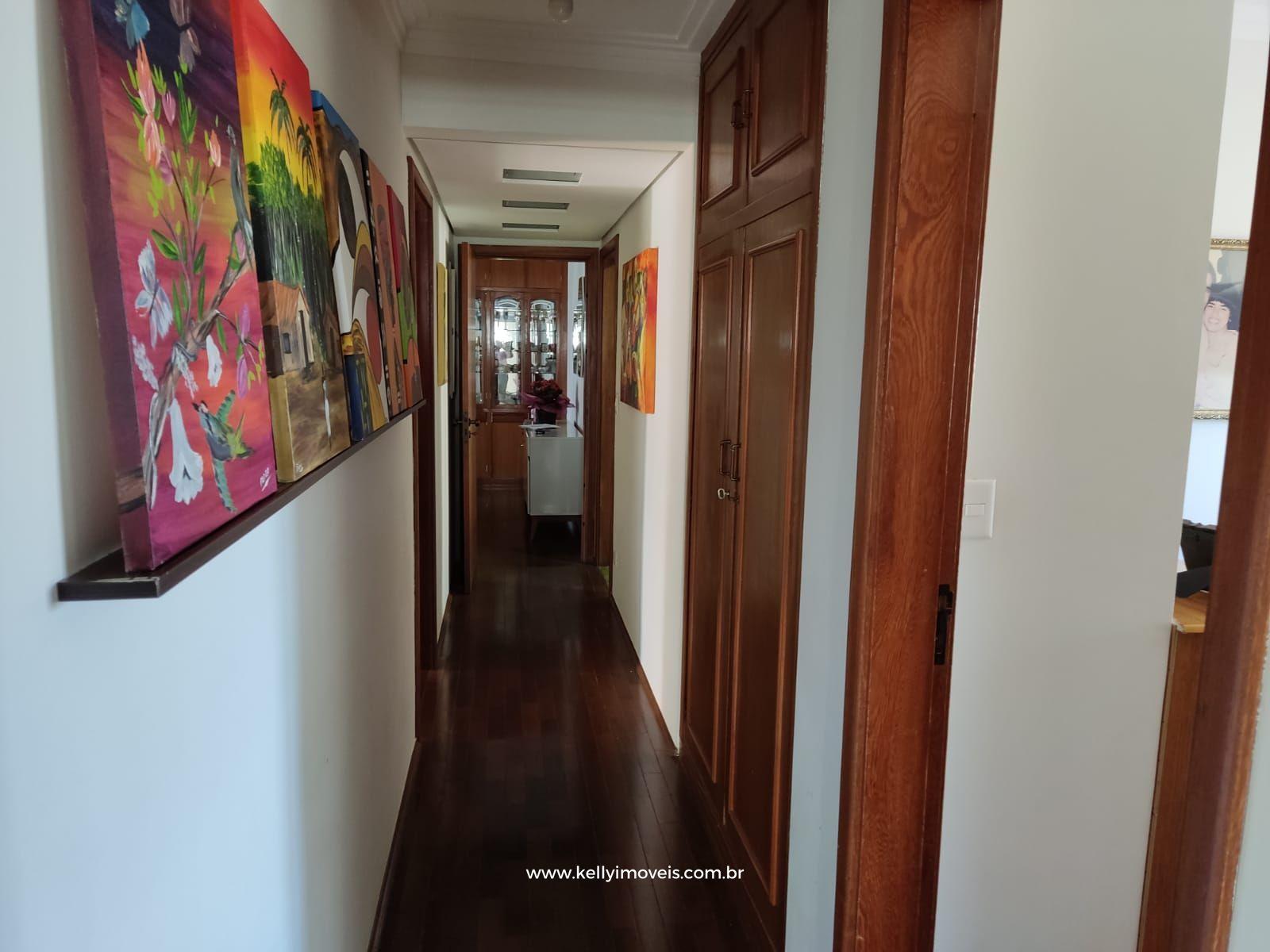 Apartamento à venda com 3 quartos, 216m² - Foto 3