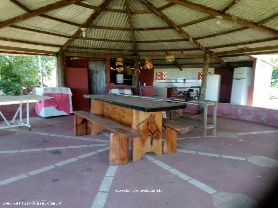 Chácara à venda com 2 quartos, 48400m² - Foto 4