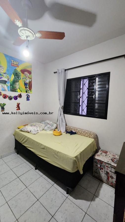 Casa à venda com 3 quartos, 161m² - Foto 10