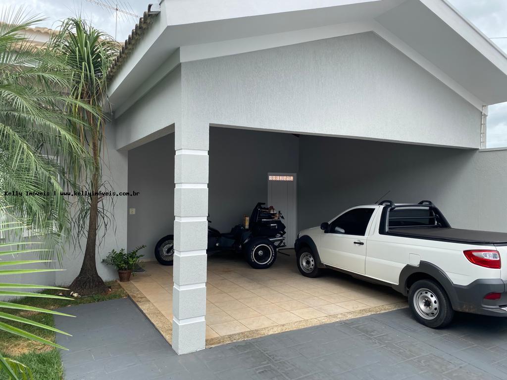 Casa, 3 quartos, 170 m² - Foto 2