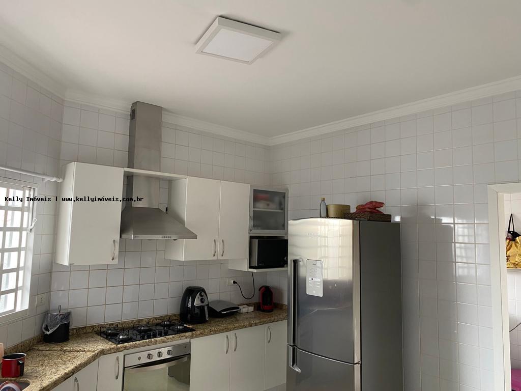 Casa, 3 quartos, 170 m² - Foto 9