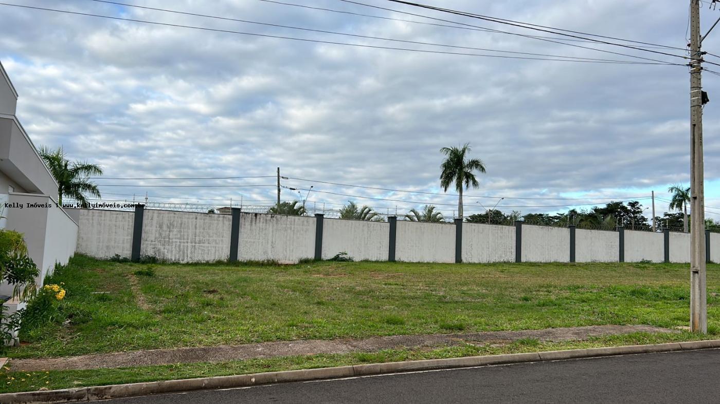 Terreno, 300 m² - Foto 1