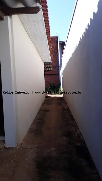 Casa à venda com 2 quartos, 87m² - Foto 9
