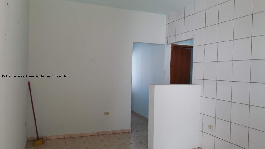 Casa à venda com 2 quartos, 87m² - Foto 4