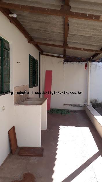 Casa à venda com 2 quartos, 87m² - Foto 8