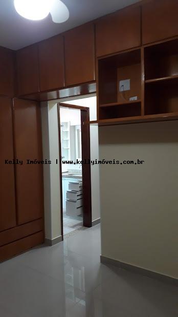 Apartamento para alugar com 3 quartos, 98m² - Foto 9
