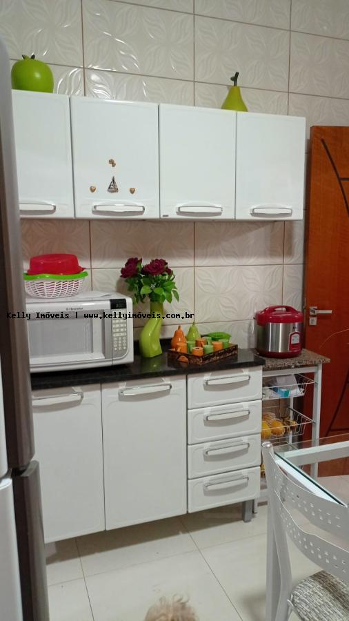 Casa, 3 quartos, 199 m² - Foto 2