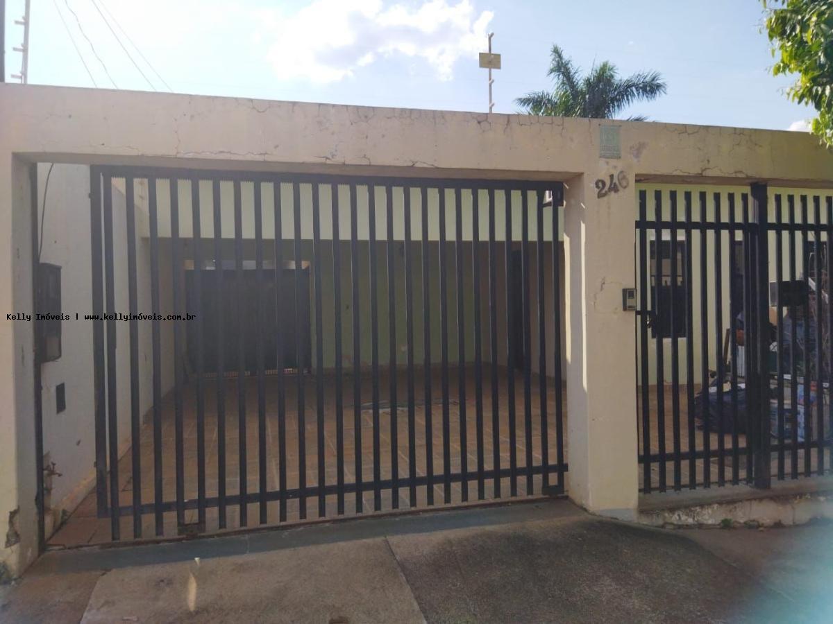 Casa, 3 quartos, 192 m² - Foto 1