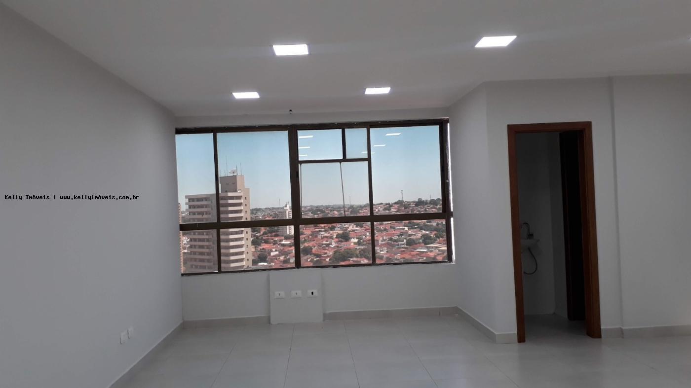 Sala-Conjunto, 197 m² - Foto 2