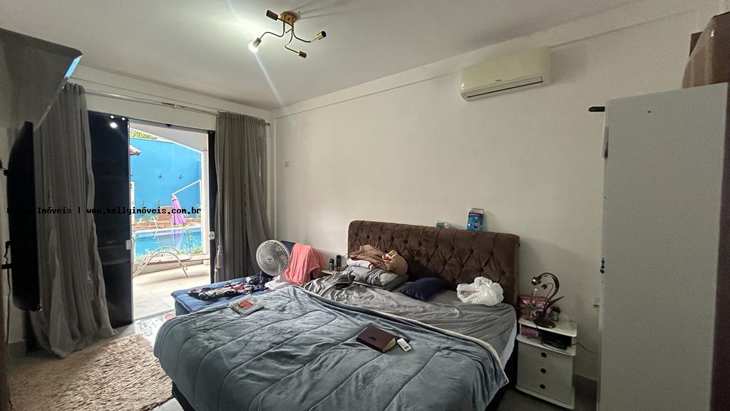 Casa de Condomínio à venda com 3 quartos, 400m² - Foto 11