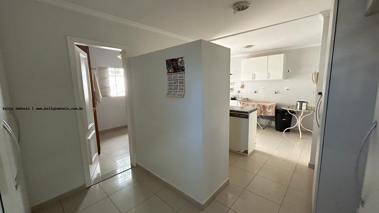 Casa de Condomínio para alugar com 4 quartos, 630m² - Foto 23