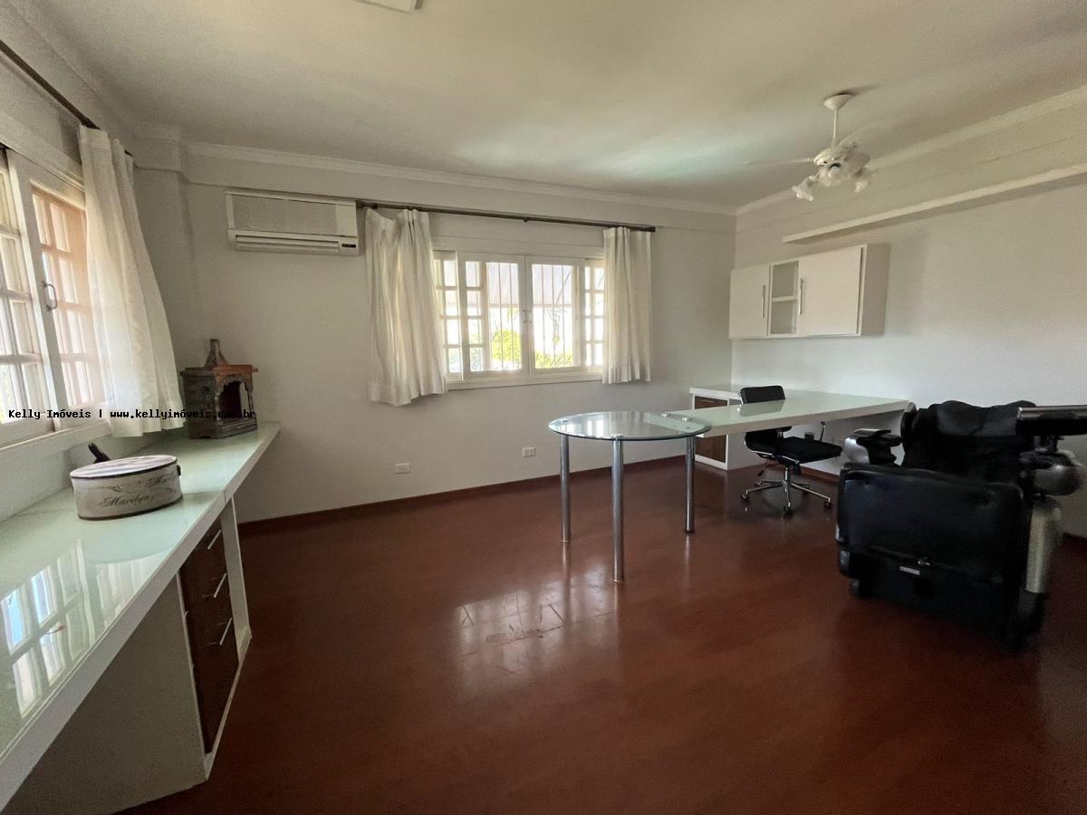 Casa de Condomínio para alugar com 4 quartos, 630m² - Foto 39
