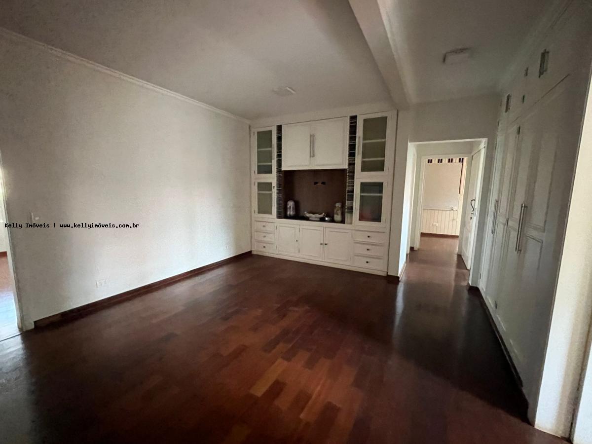 Casa de Condomínio para alugar com 4 quartos, 630m² - Foto 43