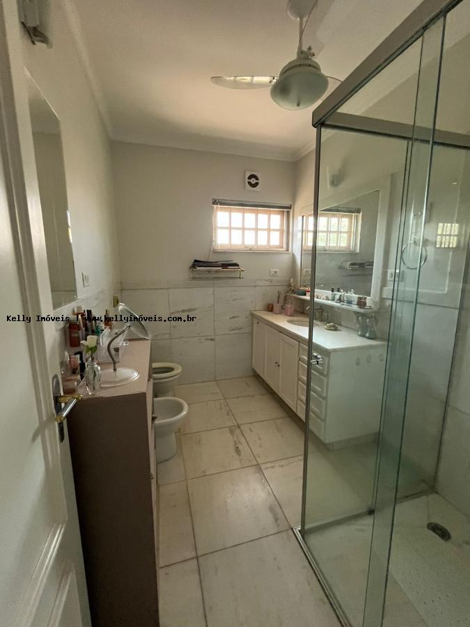Casa de Condomínio para alugar com 4 quartos, 630m² - Foto 41