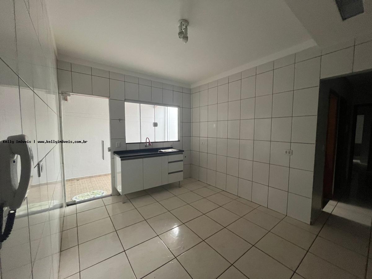 Casa, 2 quartos, 121 m² - Foto 4