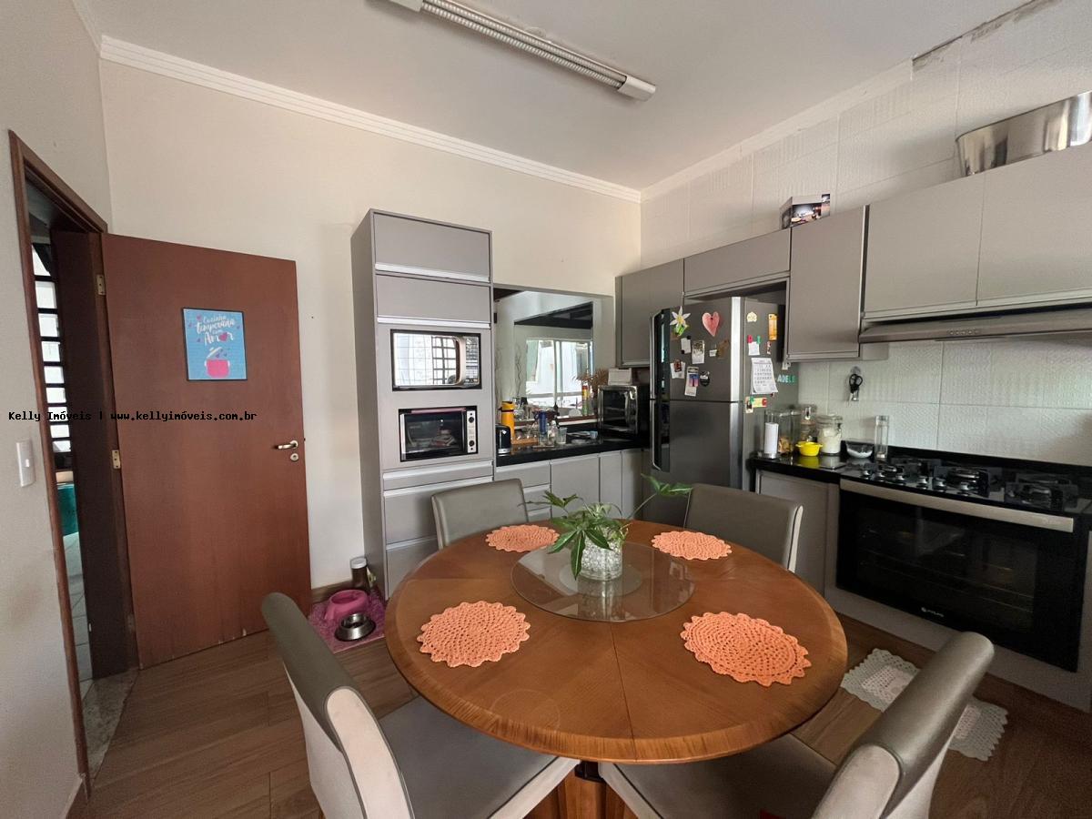 Casa, 4 quartos, 306 m² - Foto 30