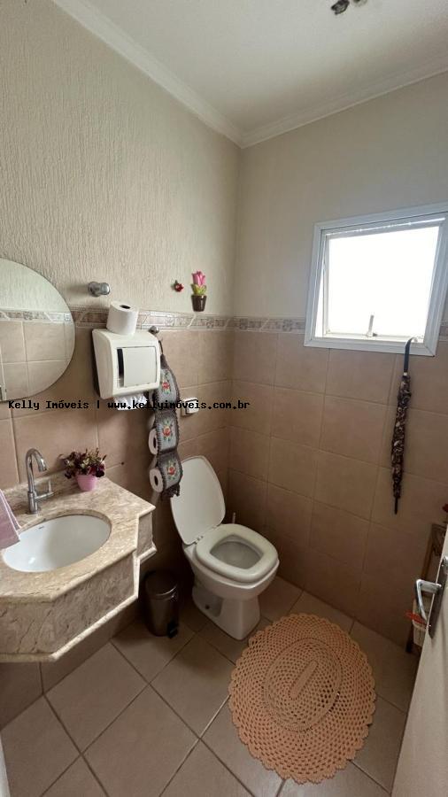 Casa, 3 quartos, 225 m² - Foto 3