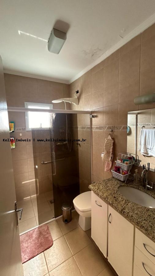 Casa, 3 quartos, 225 m² - Foto 10