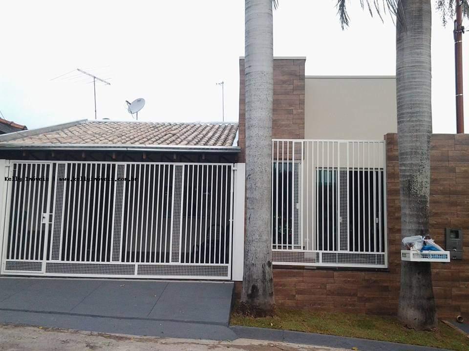 Casa, 3 quartos, 141 m² - Foto 1