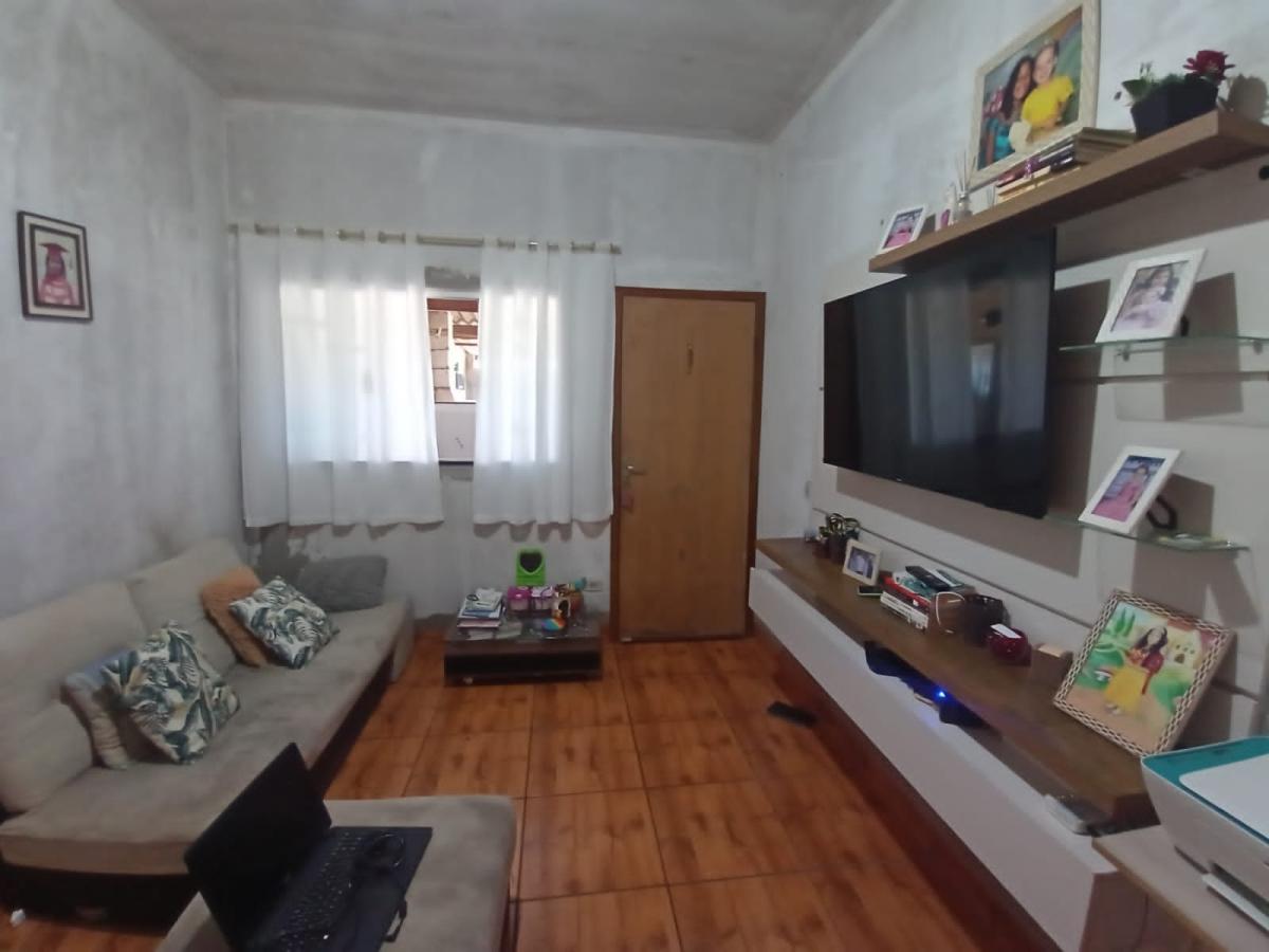 Casa, 2 quartos, 140 m² - Foto 1