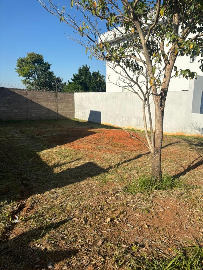 Terreno, 240 m² - Foto 1