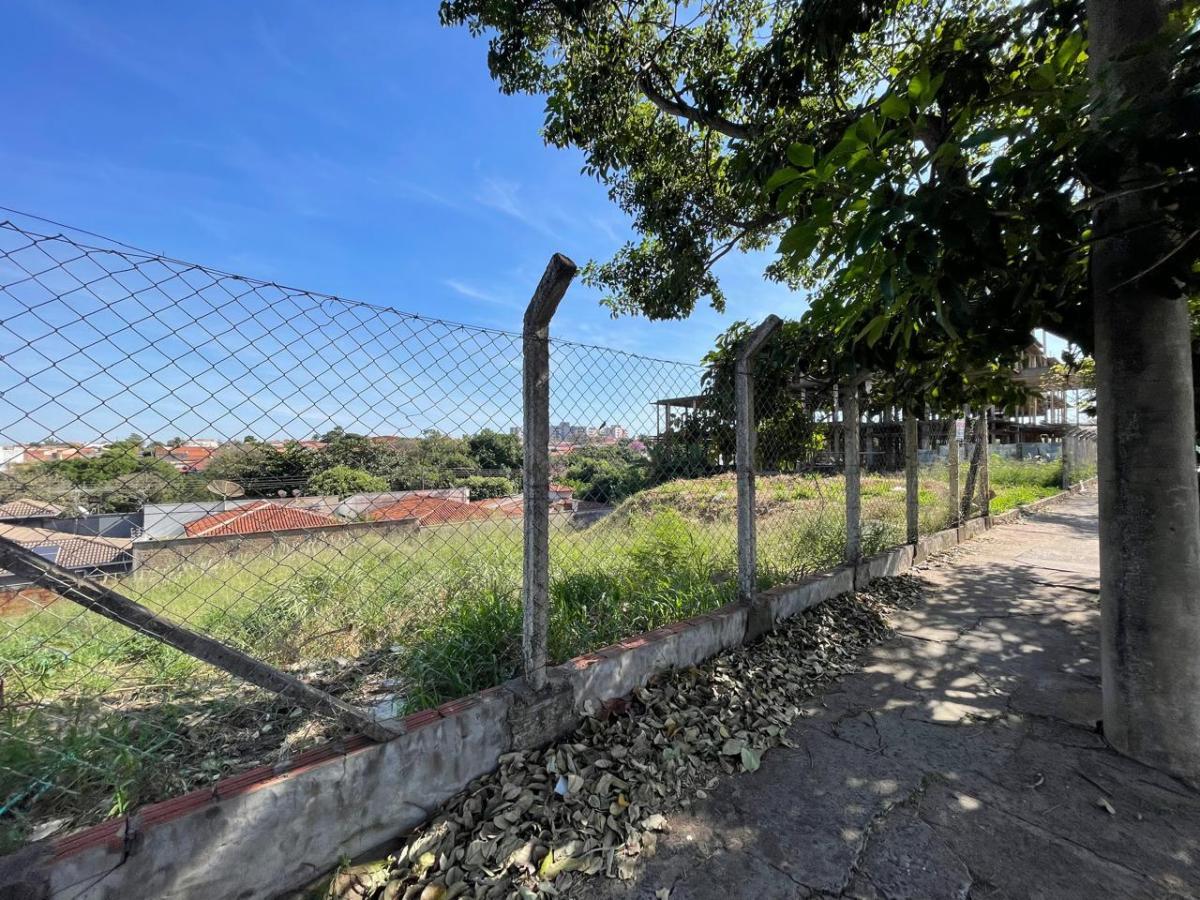 Loteamento e Condomínio, 300 m² - Foto 3