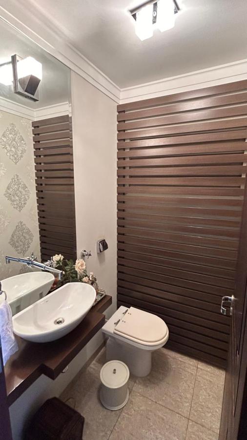 Apartamento à venda com 3 quartos, 210m² - Foto 9
