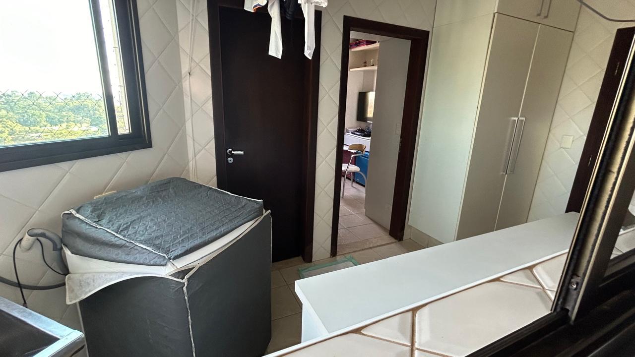 Apartamento à venda com 3 quartos, 210m² - Foto 14