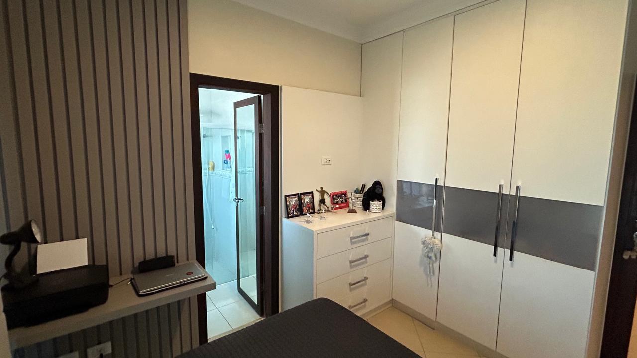 Apartamento à venda com 3 quartos, 210m² - Foto 25
