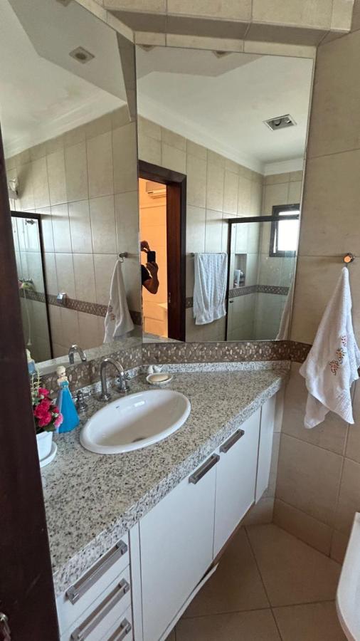Apartamento à venda com 3 quartos, 210m² - Foto 29
