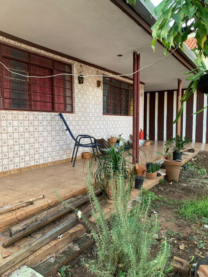 Casa à venda com 3 quartos, 273m² - Foto 1