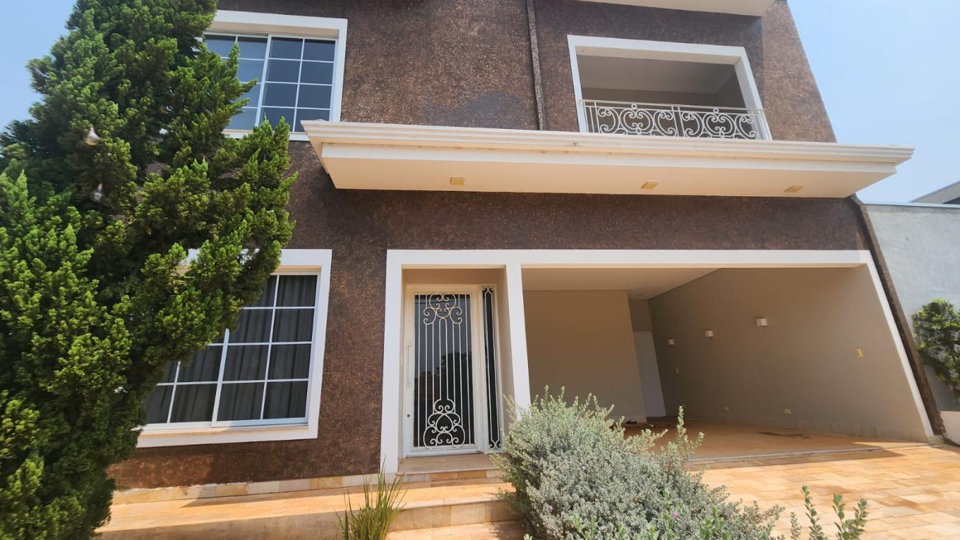Casa de Condomínio à venda com 3 quartos, 240m² - Foto 2