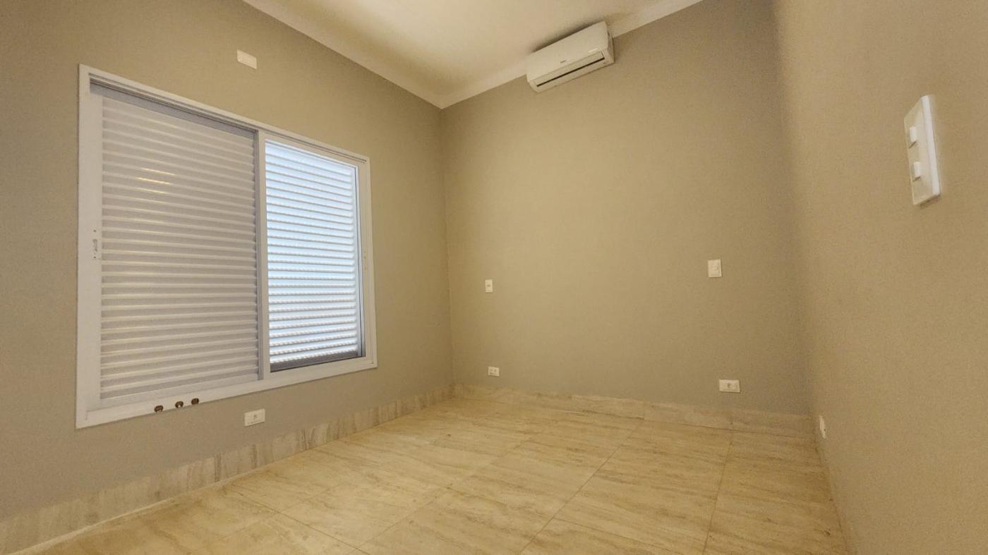 Casa de Condomínio à venda com 3 quartos, 240m² - Foto 18
