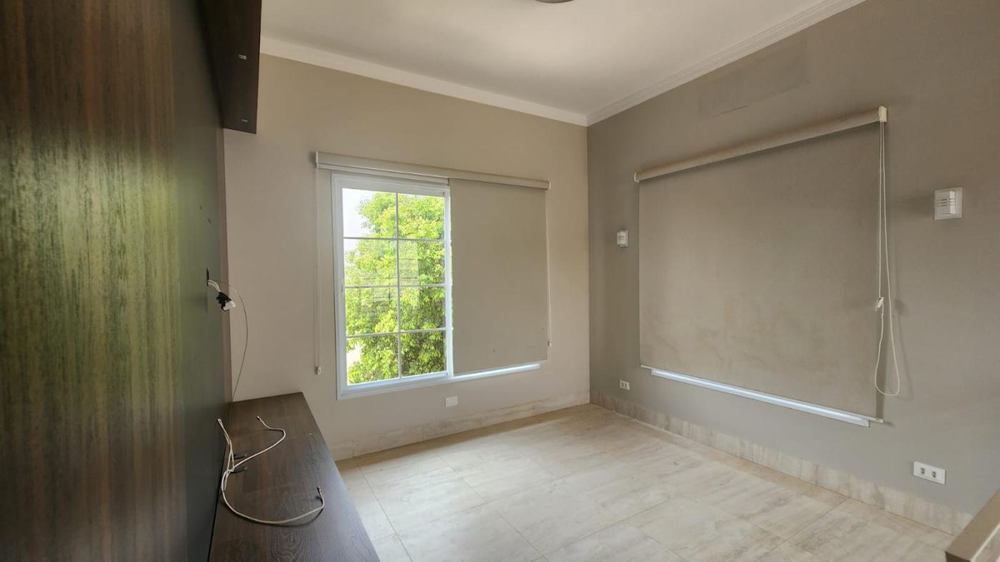 Casa de Condomínio à venda com 3 quartos, 240m² - Foto 13