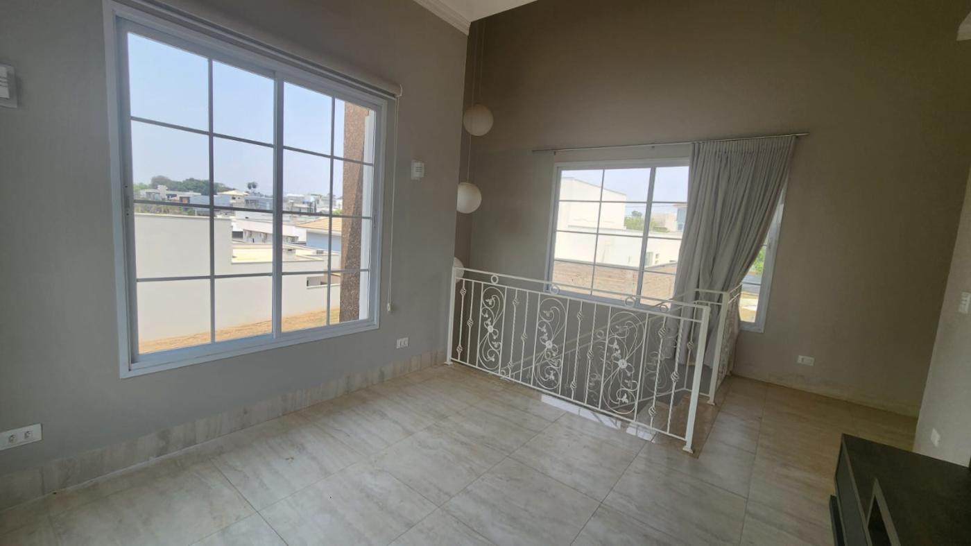 Casa de Condomínio à venda com 3 quartos, 240m² - Foto 11