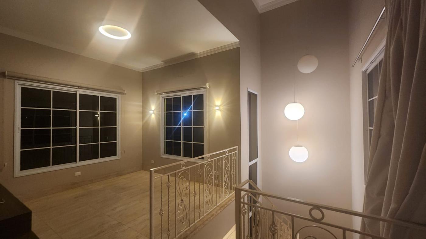 Casa de Condomínio à venda com 3 quartos, 240m² - Foto 14