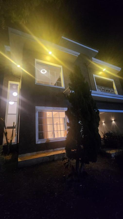Casa de Condomínio para alugar com 3 quartos, 240m² - Foto 40