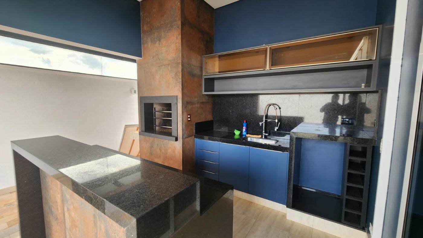 Casa de Condomínio à venda com 3 quartos, 240m² - Foto 5