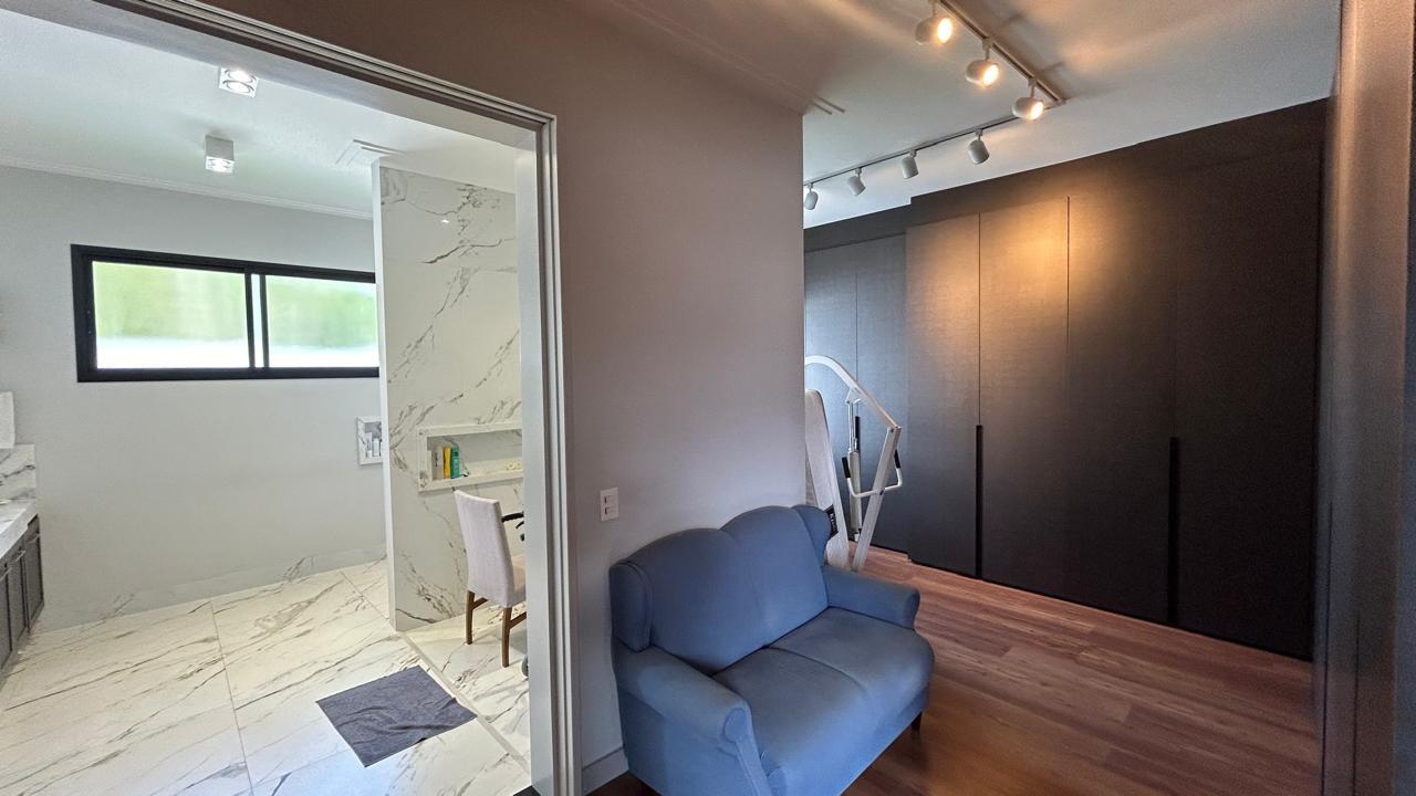 Casa de Condomínio à venda com 4 quartos, 300m² - Foto 13