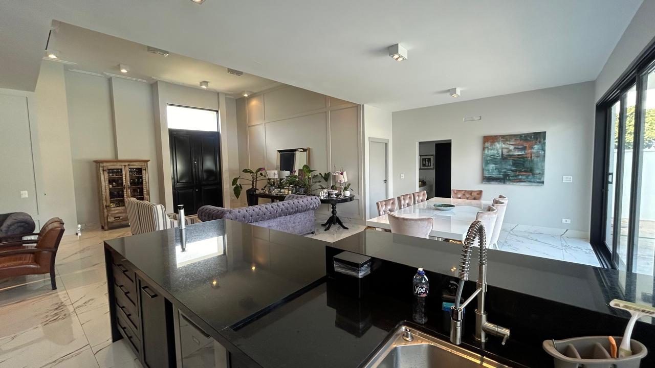 Casa de Condomínio à venda com 4 quartos, 300m² - Foto 20