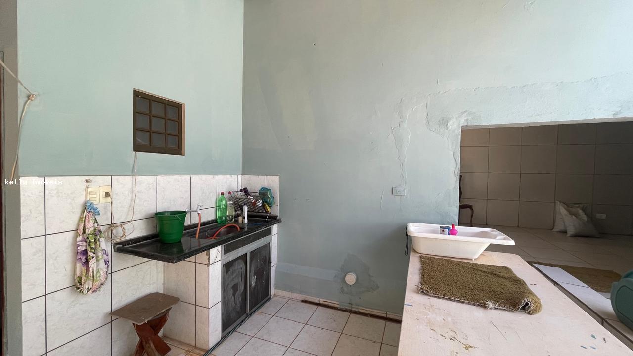 Casa à venda com 3 quartos, 252m² - Foto 17