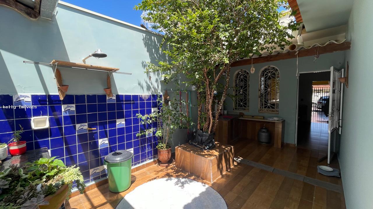 Casa à venda com 3 quartos, 252m² - Foto 15