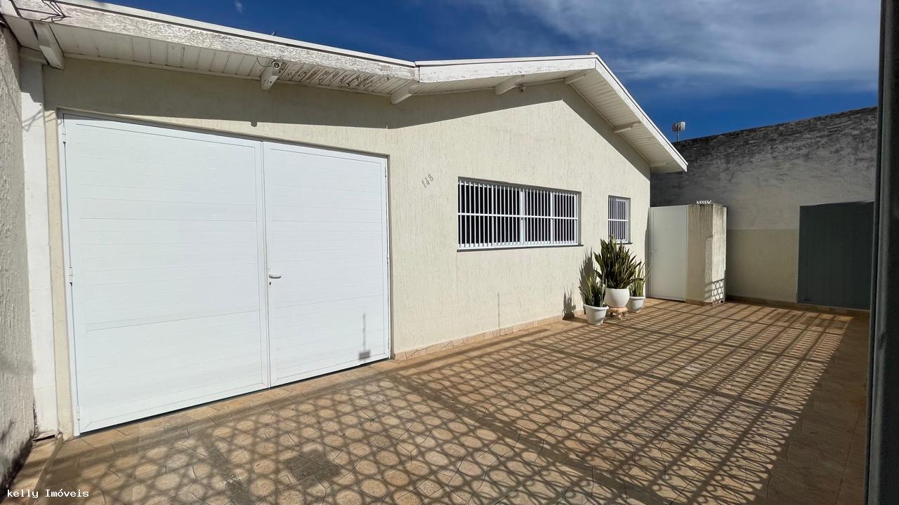 Casa, 3 quartos, 127 m² - Foto 1