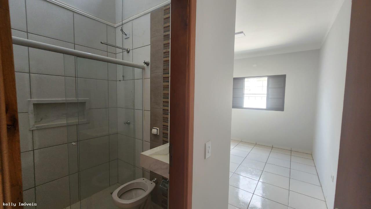 Casa à venda com 2 quartos, 126m² - Foto 4