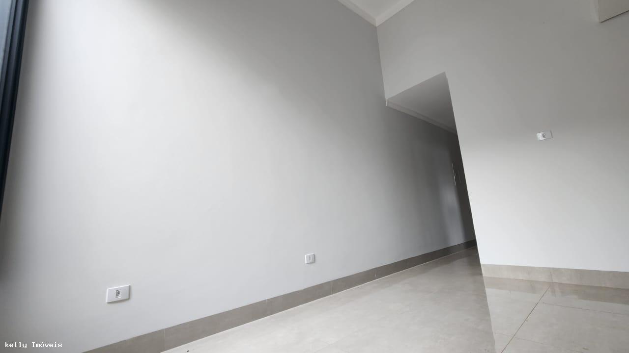 Casa à venda com 3 quartos, 150m² - Foto 3