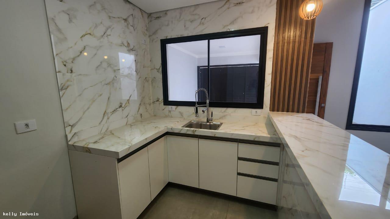 Casa à venda com 3 quartos, 150m² - Foto 6
