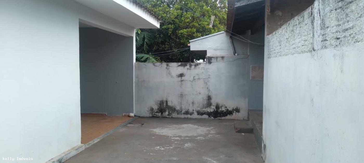Casa para alugar com 3 quartos, 92m² - Foto 5